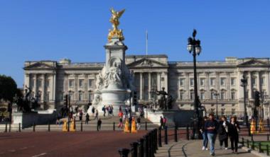 欧洲著名王宫：英国白金汉宫、温莎城堡